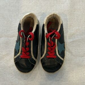 Black with red lace kids sneakers